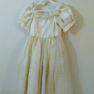 M i r e i l l e size 6 girls ivory chiffon dress